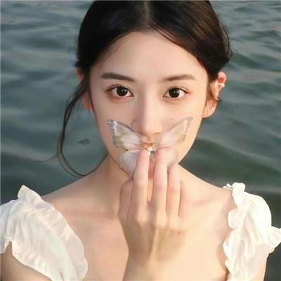 女神蒙上眼